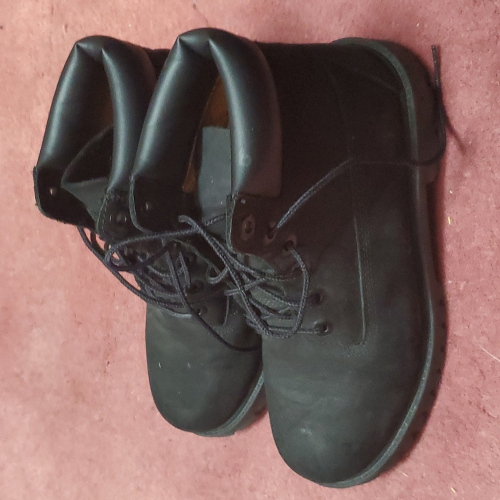Black Timberlands - image 2